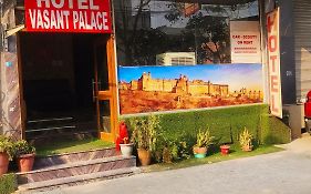 Vasant Stays By Amisha Palace - 5 Min Walk To Railway Station